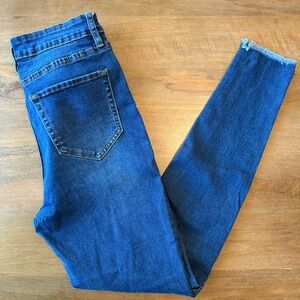 Nature Denim Skinny Jeans - raw hem - dark wash - women’s 7/27